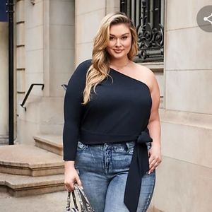 ALL WORTHY Hunter McGrady Top